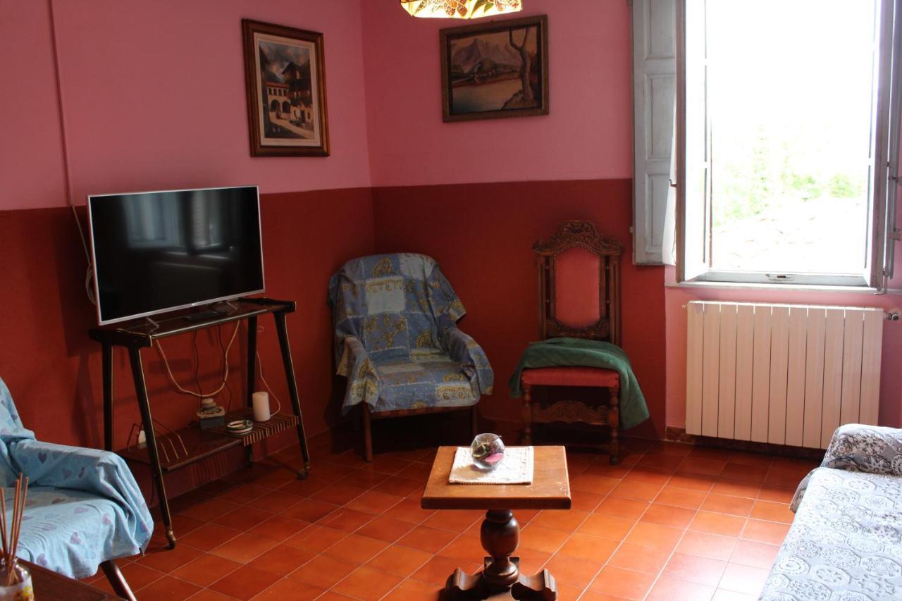 Casa Vacanze Da Mari Poggio  エクステリア 写真
