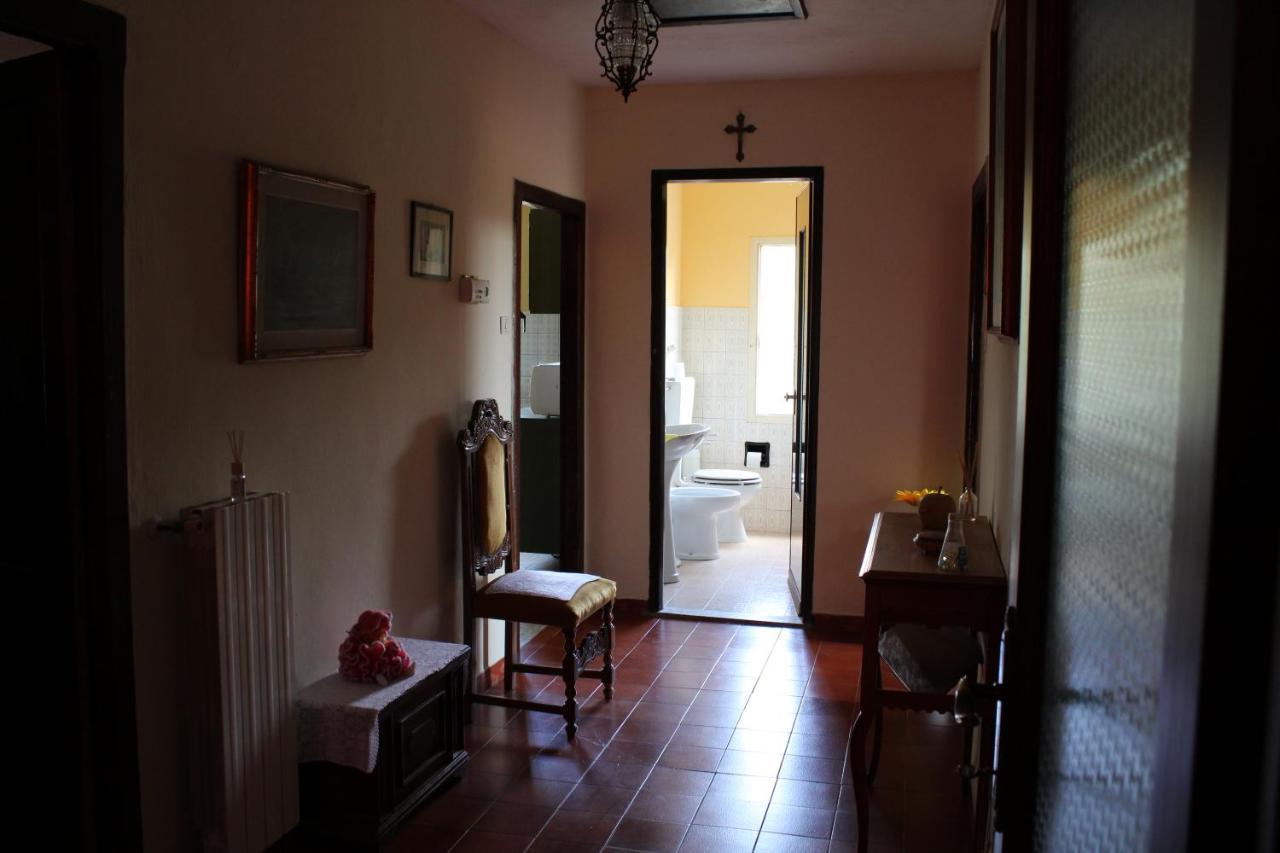 Casa Vacanze Da Mari Poggio  エクステリア 写真